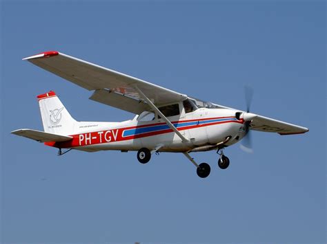 Cessna airplane - The Cessna 205, 206, and 207, known variously as the Super Skywagon, Skywagon, Stationair, and Super Skylane are a family of single-engined, general aviation aircraft with fixed landing gear, used in commercial air service and also for personal use.